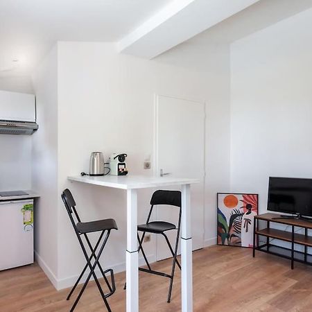 Lumignons Lyonnais - Doua Lägenhet Villeurbanne Exteriör bild